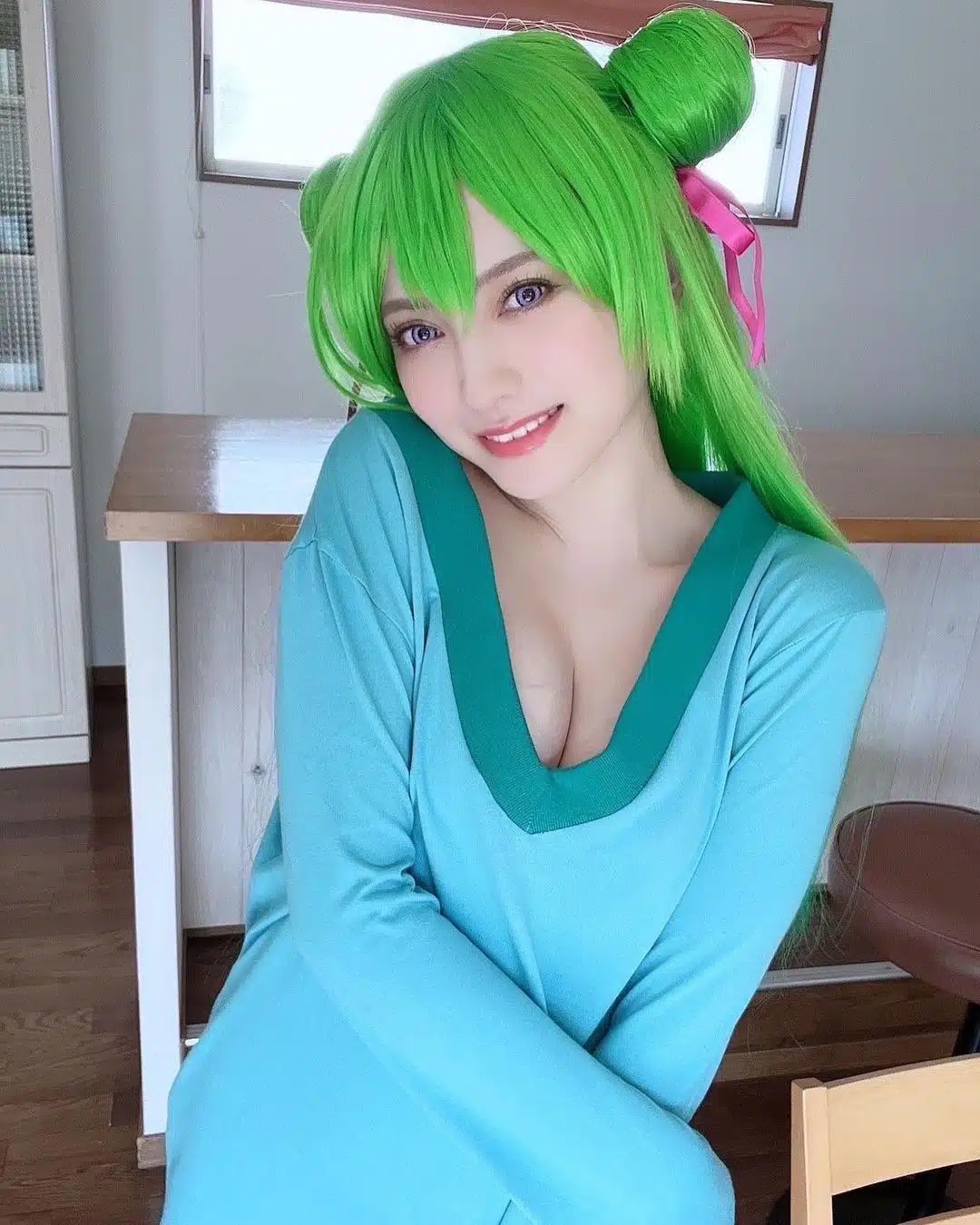 Renai Flops: Sensei Bai Mongfa ganha vida neste cosplay